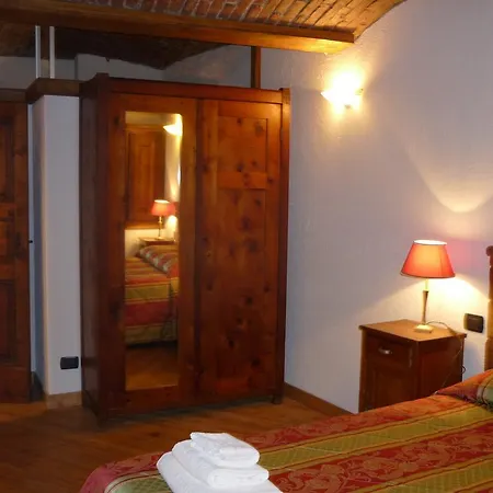 Apartament Oberje De La Viere *