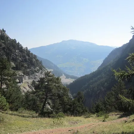 Oberje De La Viere